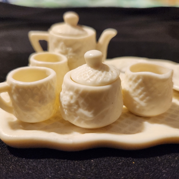 Vintage 10 Piece Porcelain Bisque White Rose Victorian Miniature Tea Set Doll - Picture 4 of 8